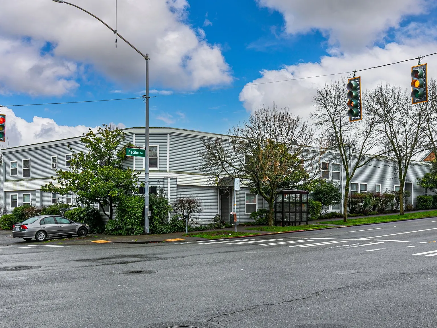 Pacific Crest Apartments in Tacoma — Photo 1