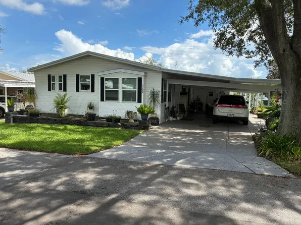 11054 Ewing Dr, Dade City, FL 33525
