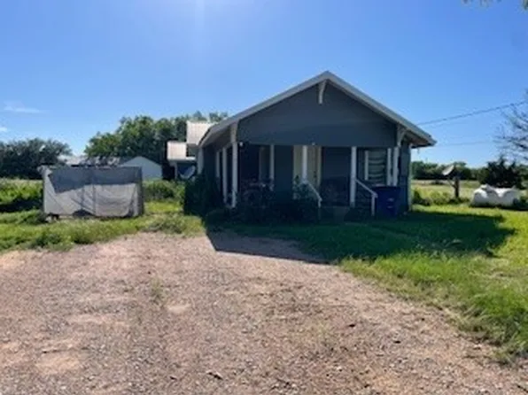 100 County Road 390, Woodson, TX 76491