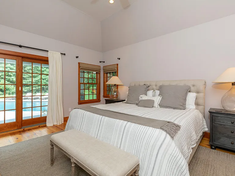 145 Sandy Hollow Rd — Photo 9
