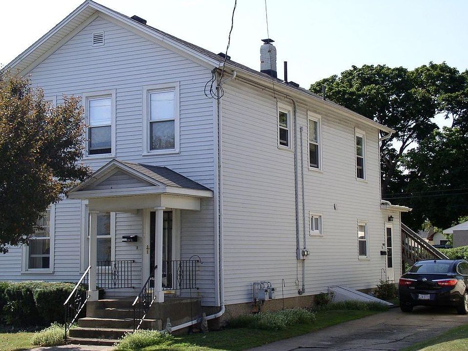 1st image of 920 1/2 1st St