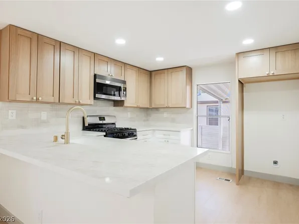 2885 Humboldt Ct, Las Vegas, NV 89142