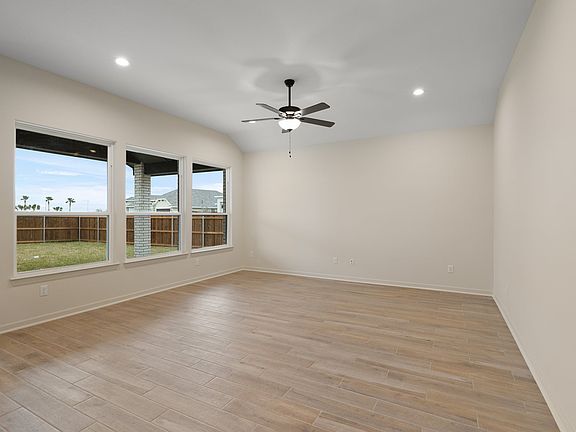5th image of 14217 Madrid Falls Ln
