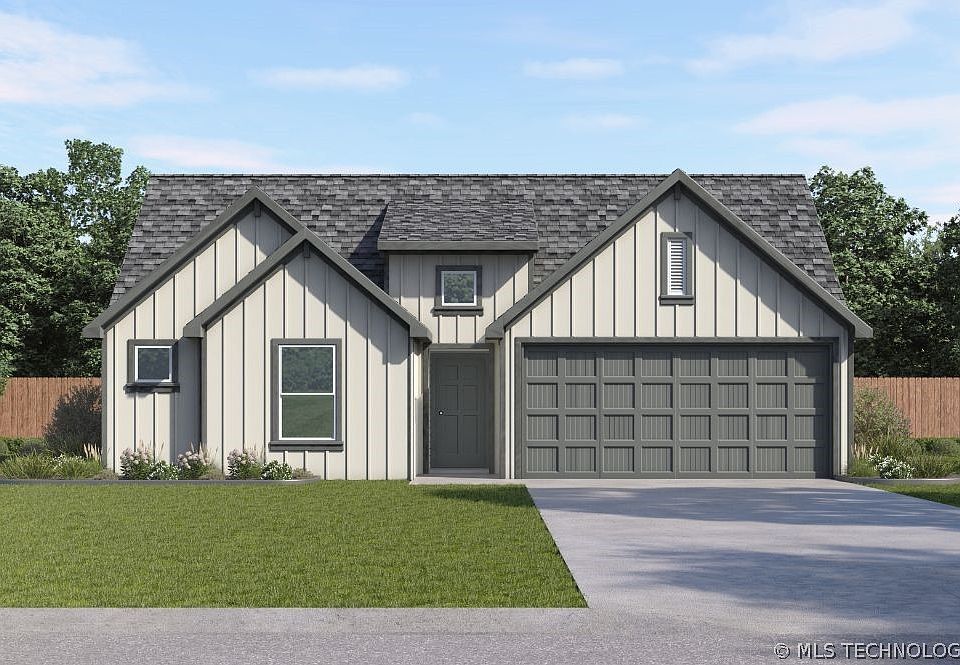 1st image of 517 S 85th St