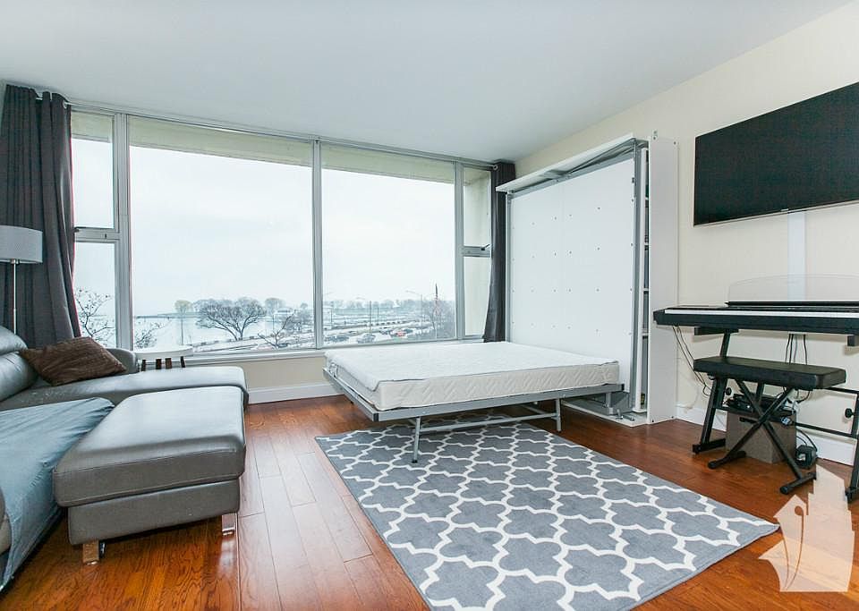 1st image of 3200 N Lake Shore Dr APT 510