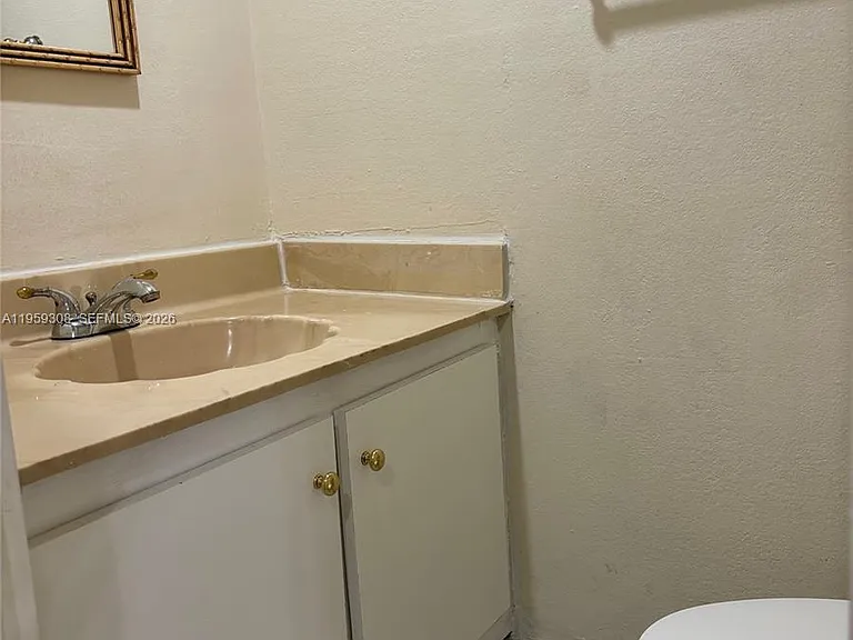 1800 SW 81st Ave #1112 — Photo 15