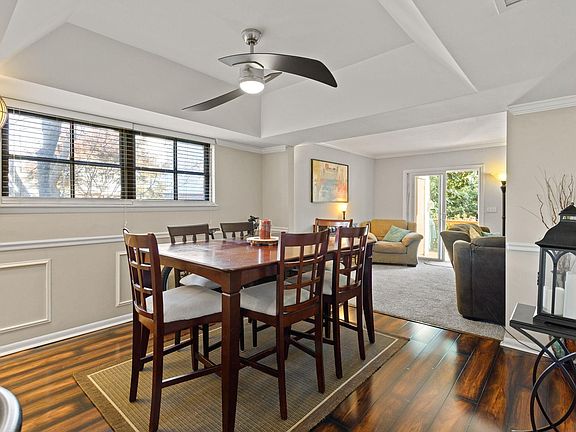 3rd image of 37 Briarglen Pl