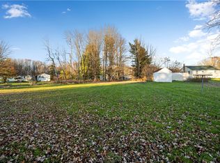 22 Gillespie Rd, Fulton, NY