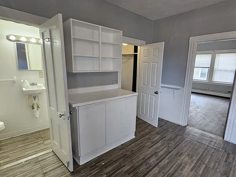 75 Clark St #5 — Photo 4