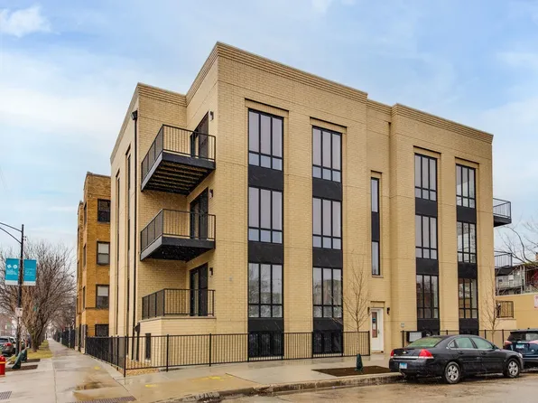 1204 N Spaulding Ave #1N, Chicago, IL 60651