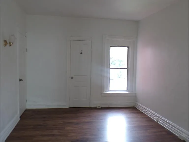 111 Ridge Ave — Photo 11