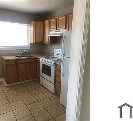 2nd image of 1049 Jefferson Blvd #4