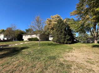 5740 Hamilton St, Omaha, NE 68132