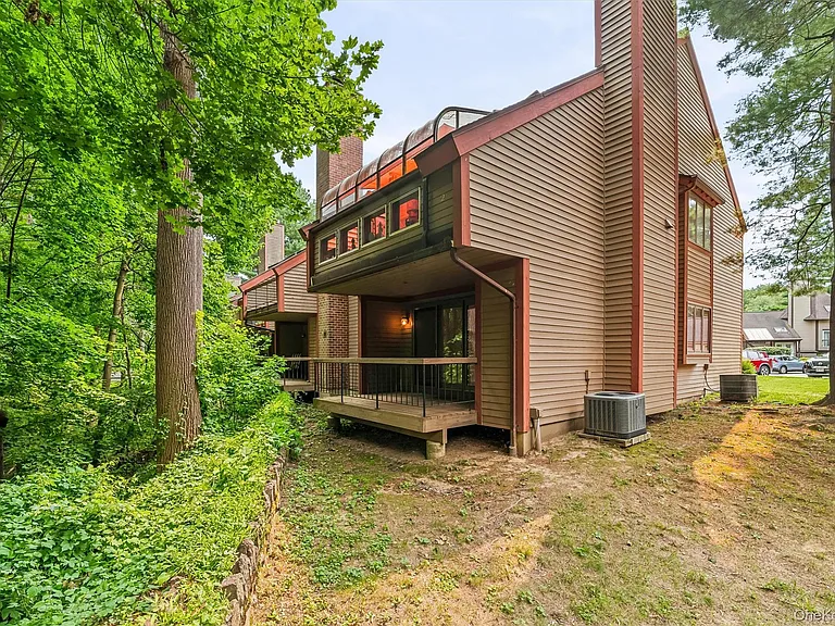 101 Eagle Bay Dr — Photo 23