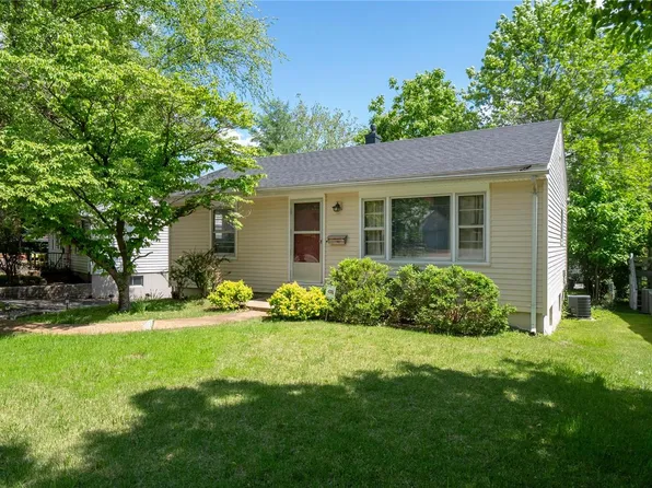 8610 Big Bend Blvd, Saint Louis, MO 63119