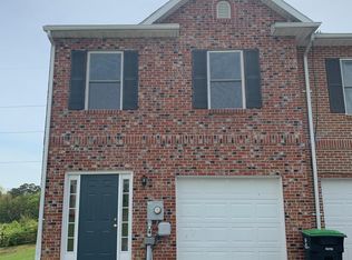 61 Santa Fe Ct, Falling Waters, WV 25419