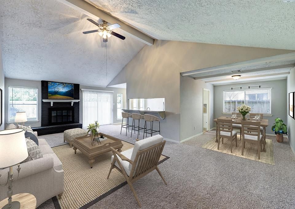 1st image of 6318 Saragosa Crossing Ln