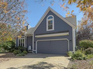 7713 W 155th St, Overland Park, KS 66223