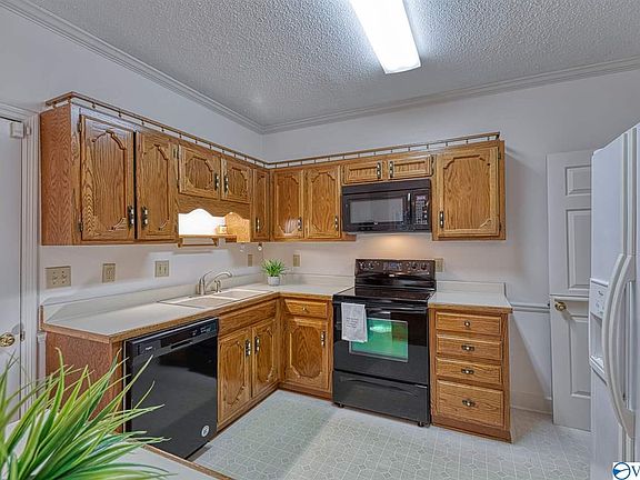 4th image of 13903 Chimney Rock Cir SE