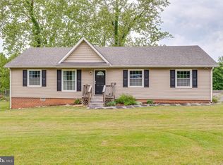 59 Regent Rd, Charles Town, WV 25414
