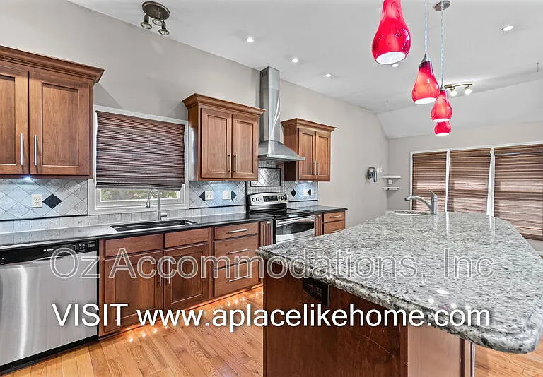 1140 SW Huntington Dr — Photo 21