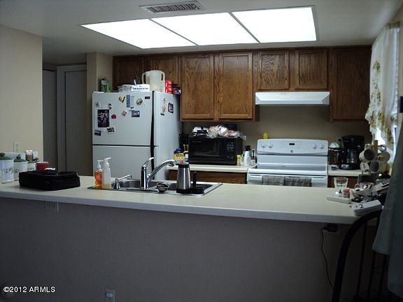 2nd image of 2535 W Monte Cristo Ave