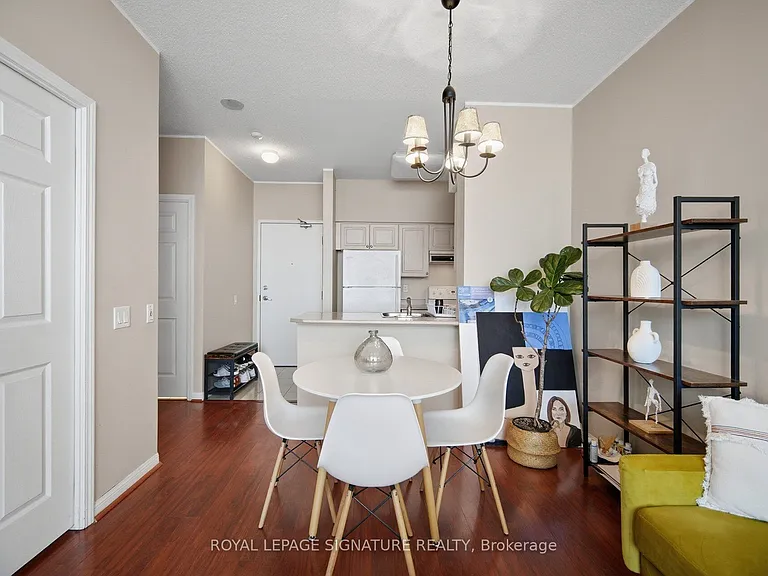 153 Beecroft Rd N #Penthouse 109 — Photo 13