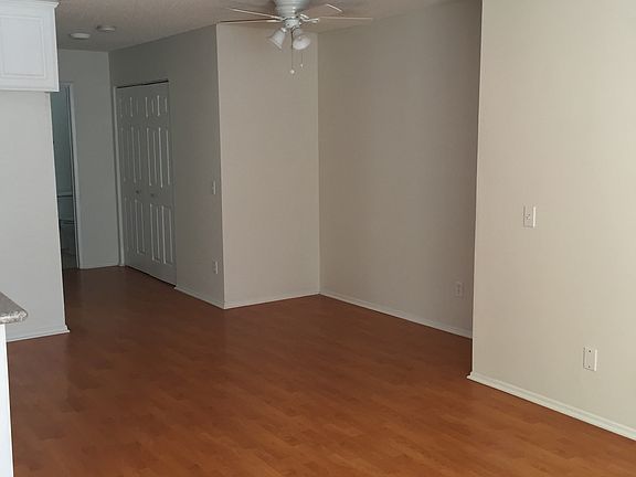 2nd image of 712 E Garfield Ave APT 14