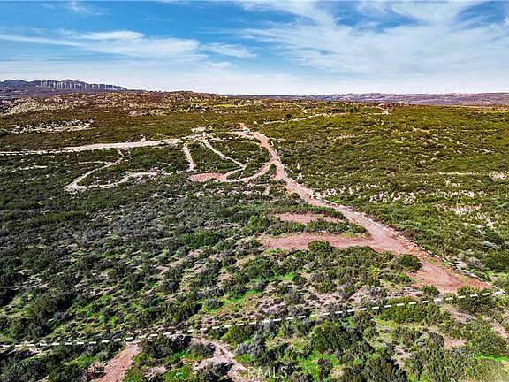 5th image of 1910 Tierra Del Sol Rd