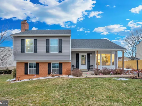 8509 Adventure Ct, Walkersville, MD 21793