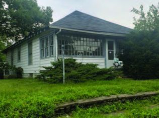 1109 N John St, Frankfort, IN 46041