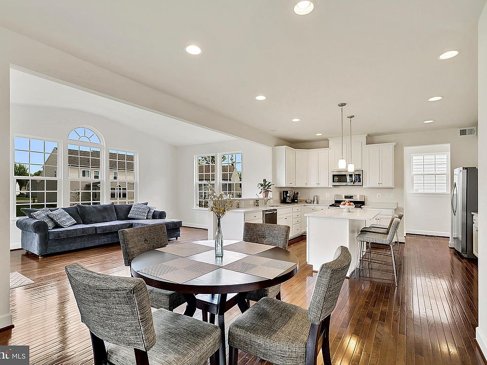1st image of 15770 Audubon Way
