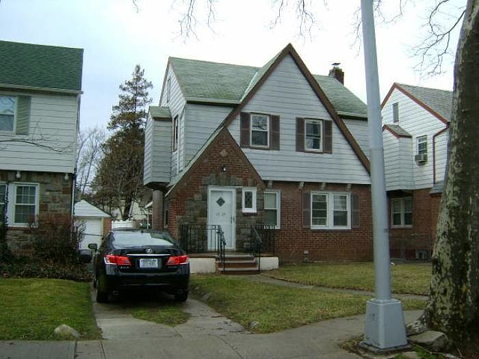 1st image of 11724 225th St