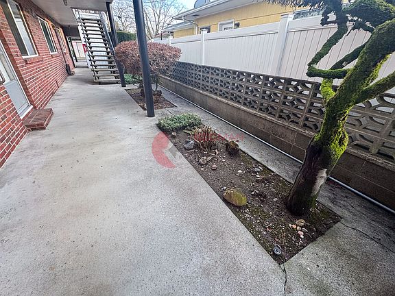 3rd image of 1628 10th Ave APT 5