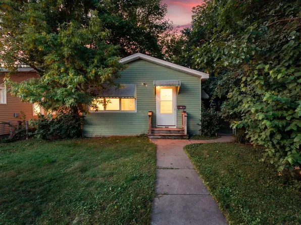 3822 Dupont Ave N, Minneapolis, MN 55412