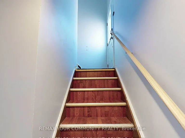 41 Shropshire Dr #BASEMENT — Photo 4