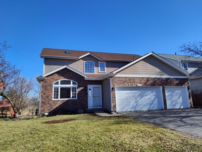 441 N Crooked Lake Ln, Lindenhurst, IL, 60046