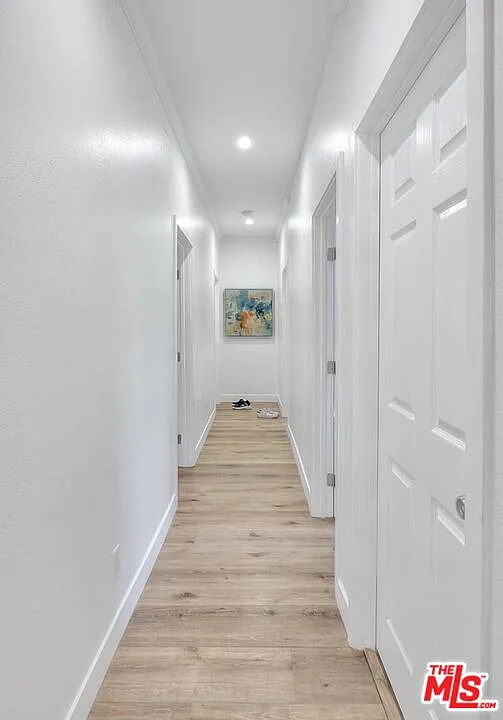5 bed, 5.0 bath, 3407 sqft, $6,450 — Photo 3