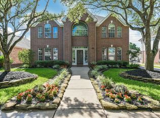 2415 Oyster Loop Dr, Sugar Land, TX 77478