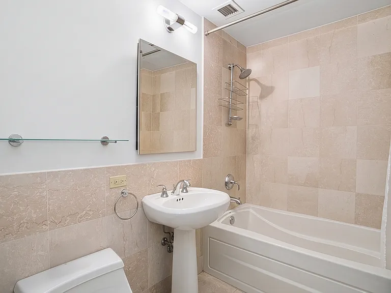 1485 5th Ave #26D — Photo 17