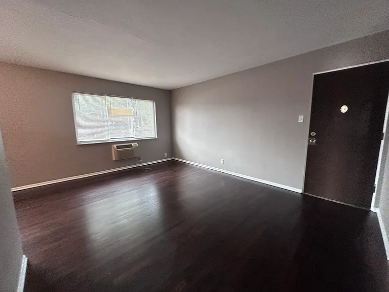3115 Cherokee St #11 — Photo 5