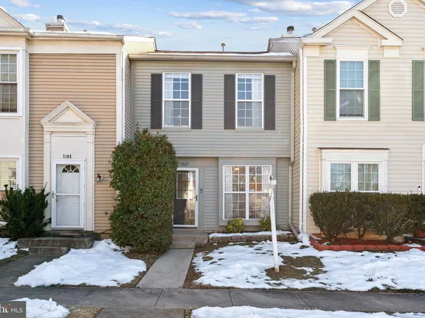 7107 Strawn Ct, Alexandria, VA 22306