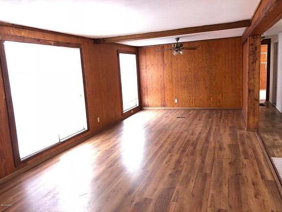 5th image of 55 Lawrence Ct