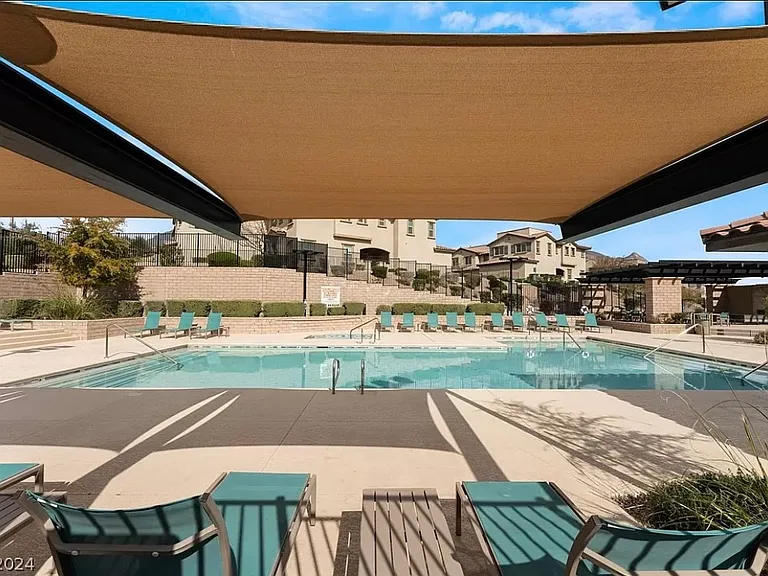 48 Alamere Falls Dr — Photo 16