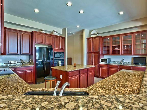 4th image of 14714 W Carbine Ct