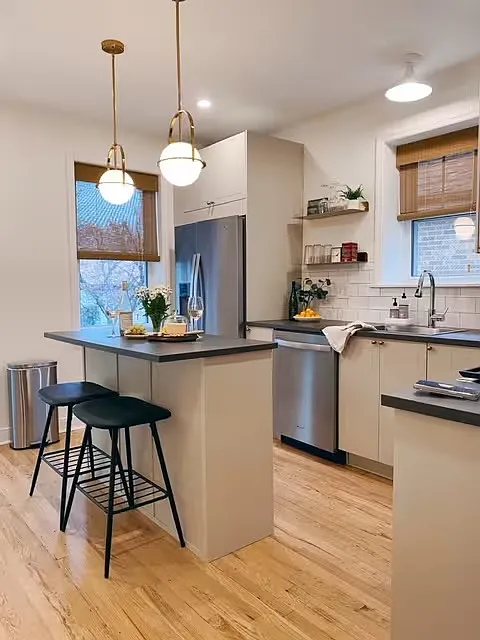 2 bed, 1210 sqft, $2,495 — Photo 2