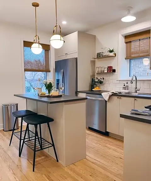 4935 Fairview Ave — Photo 3