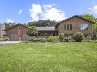 7959 Stagecoach Rd, Cross Plains, WI 53528
