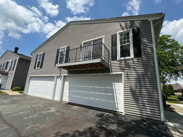 5026 Woodmark Dr, Fort Wayne, IN 46815