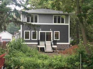 5200 Lake Mendota Dr, Madison, WI 53705